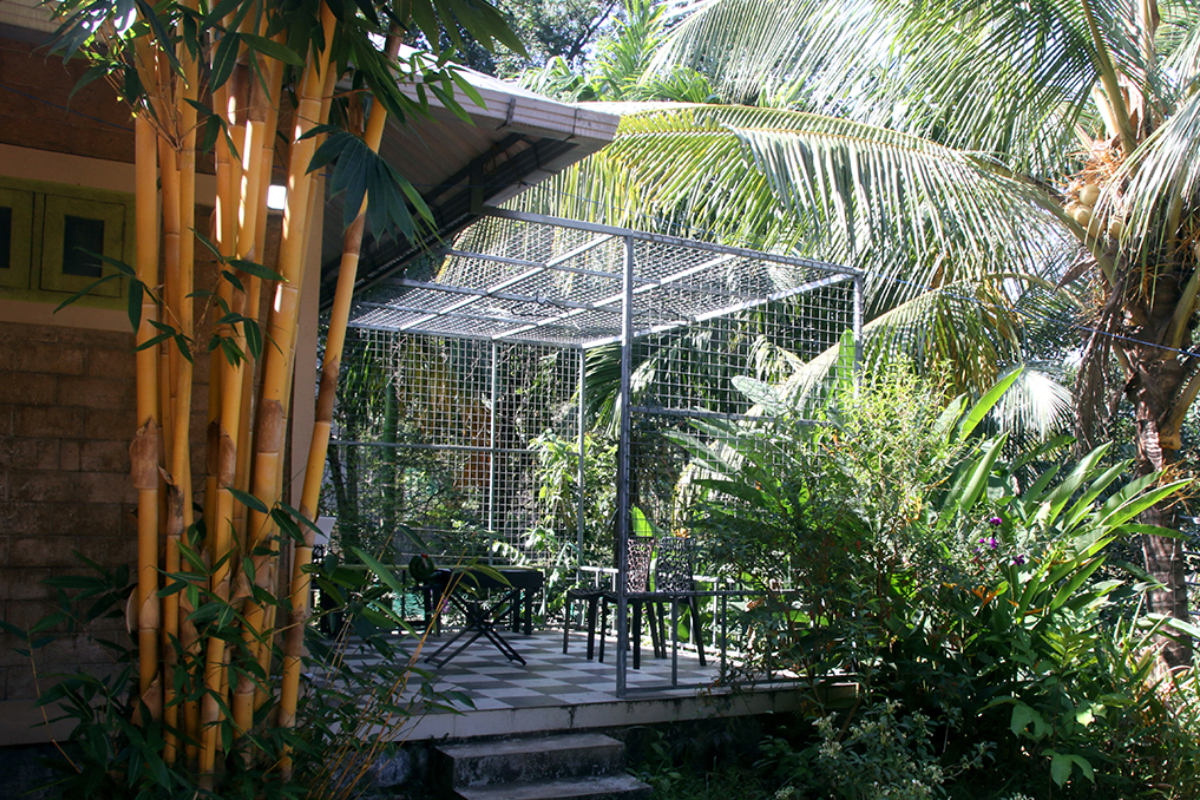 Courtyard Seating